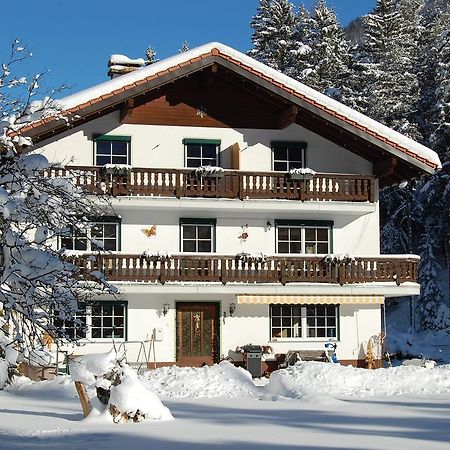 Haus Waldrast Lägenhet Elbigenalp Exteriör bild