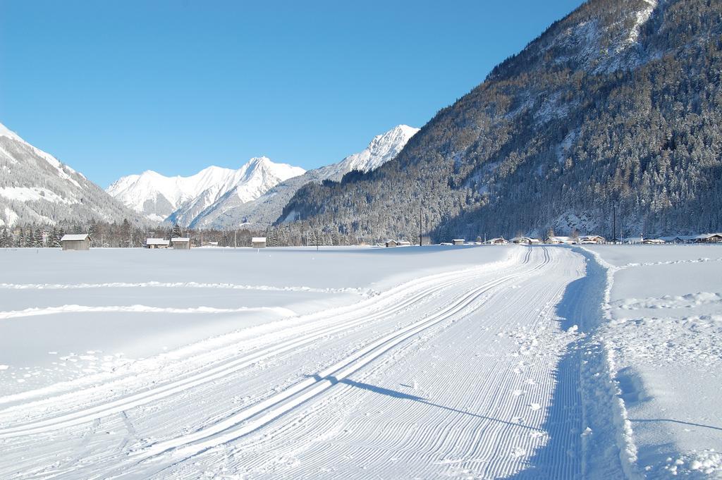 Haus Waldrast Lägenhet Elbigenalp Exteriör bild