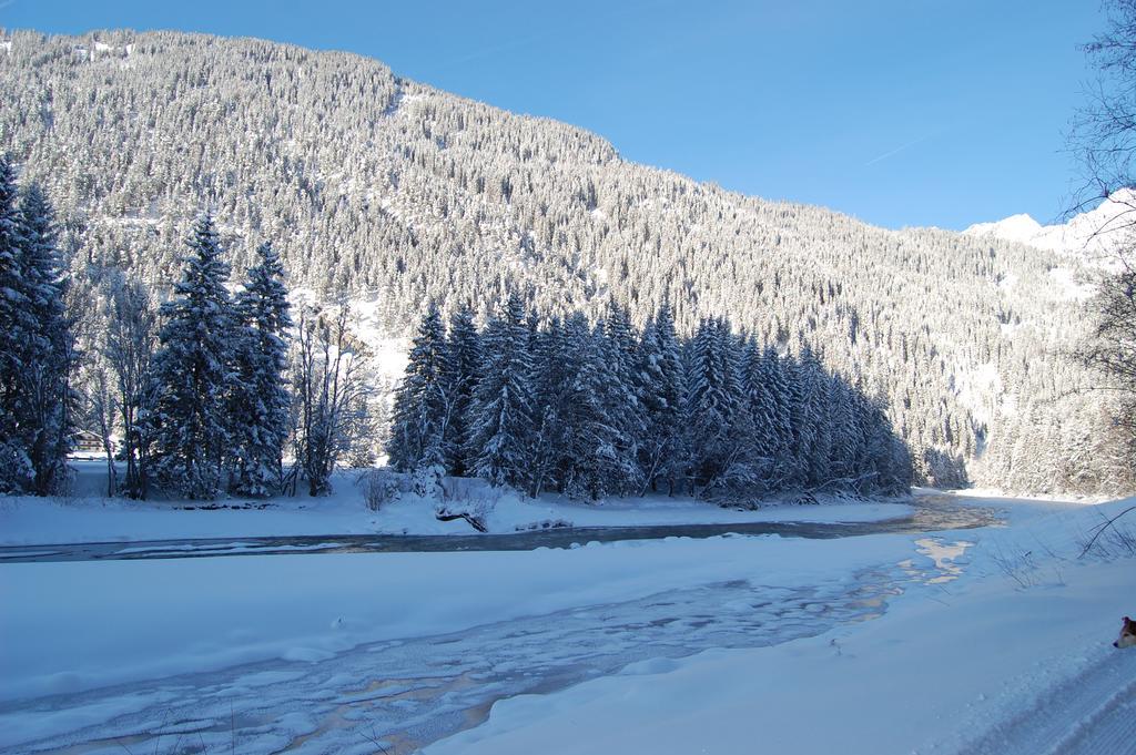 Haus Waldrast Lägenhet Elbigenalp Exteriör bild