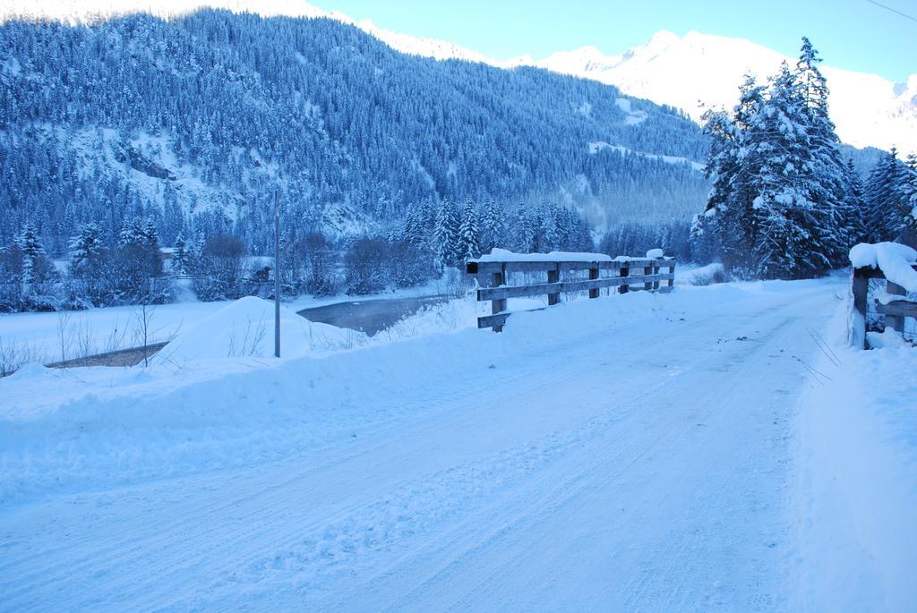 Haus Waldrast Lägenhet Elbigenalp Rum bild